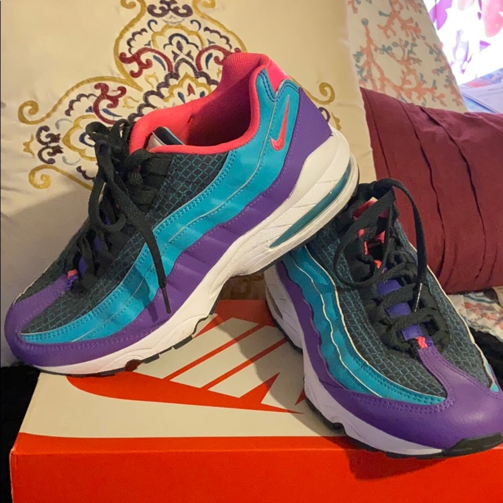NIKE AIRMAX 95. All REASONABLE offers considered